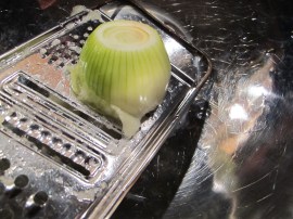 IMG_0124_gratingonion